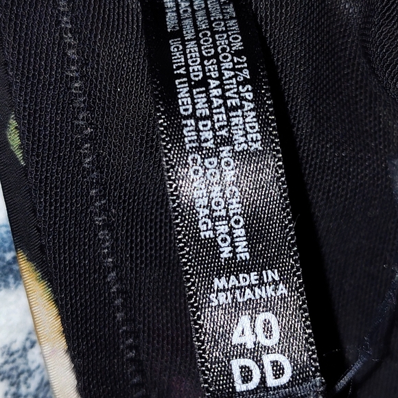 Torrid skull full figure bra 40DD - Picture 4 of 6